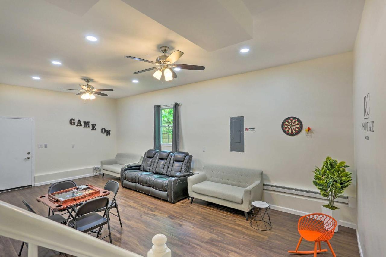 Poconos Family Getaway With Hot Tub And 2 Game Rooms! * Pocono Summit
